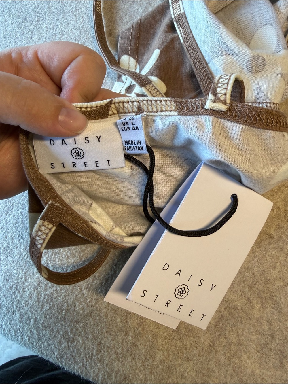 Brown Floral Spaghetti-Strap Crop Tank Top - Picture 6 of 6